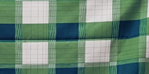 what is the difference between lungi and kain pelikat?
